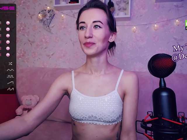 Broadcast screenshots DellyRoze