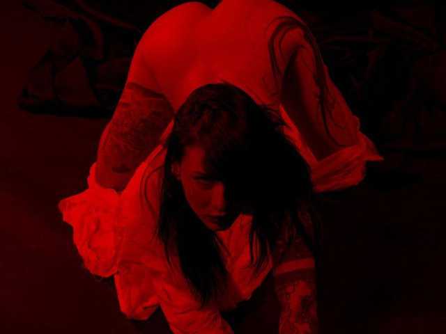 Photo of the profile DominatrixDemonia