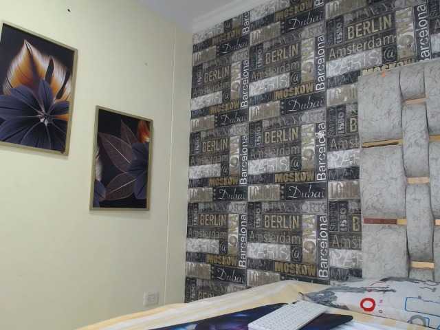 Broadcast screenshots DEVANY-REY