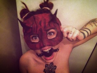 Photo of the profile devilsbitch
