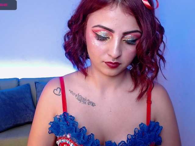 Photos Diamond-Red ❤️Hi guys❤️ I'm watching my father masturbating, and that made me very horny ... come help me to culminate my orgasm ♥ ♥ #lovense #ahegao #bdsm #squirt #dirty