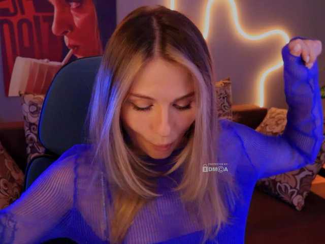 Broadcast screenshots D_i_aM