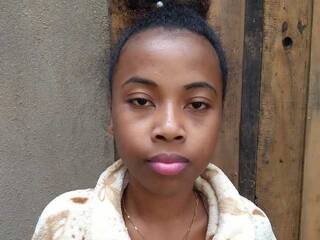 Erotic video chat Didianah