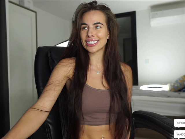 Broadcast screenshots diffgirls1-1