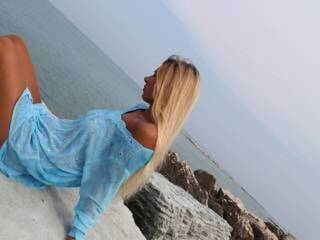 Erotic video chat diilona