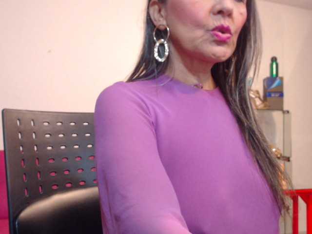 Broadcast screenshots SquirtNstyGrl