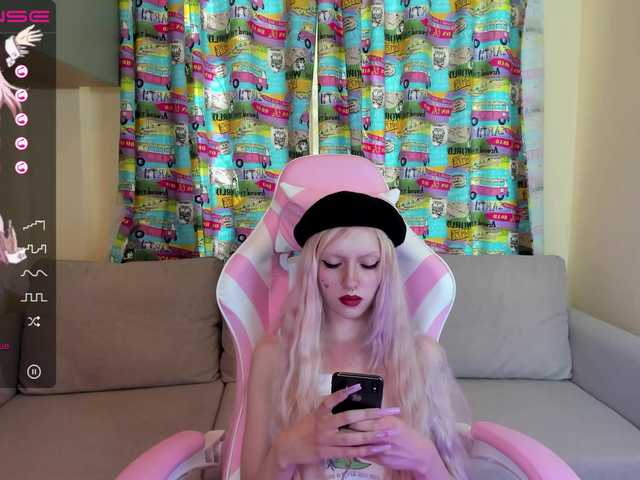 Broadcast screenshots dmnbbylucifer