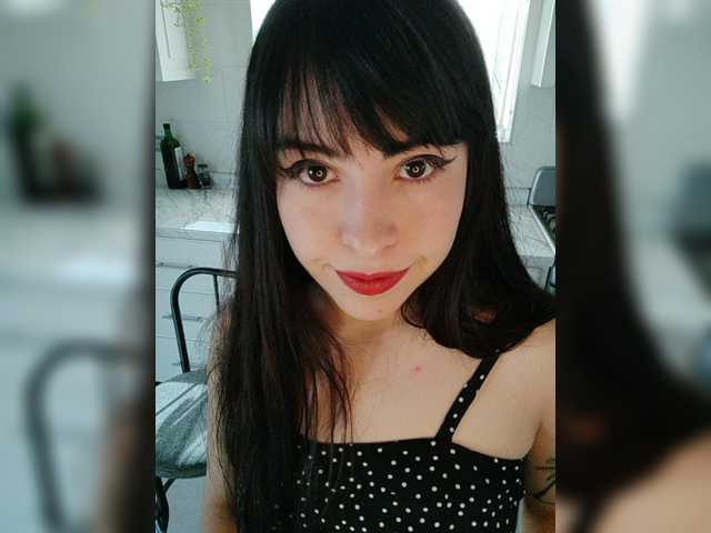 Broadcast screenshots Dollseye