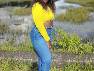 Erotic video chat Ebony-sofia