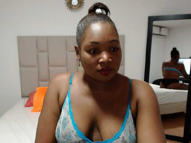 Photos EbonyCamille I wanna be full naked for youou! 199, we are 142 tokens closer!