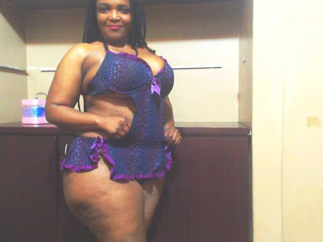 Photo of the profile EBONYWILDASS