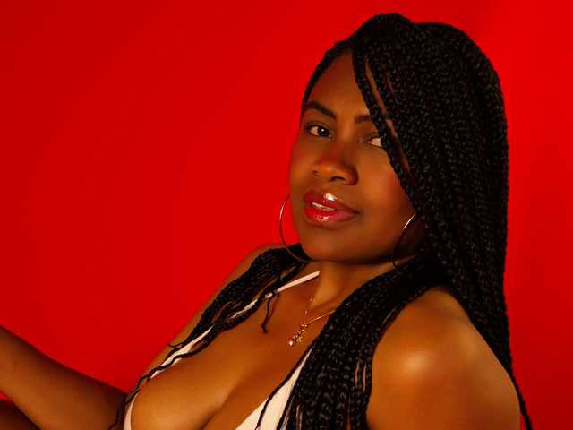 Photo of the profile Ebonyyhot