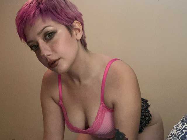 Photo of the profile eevierose