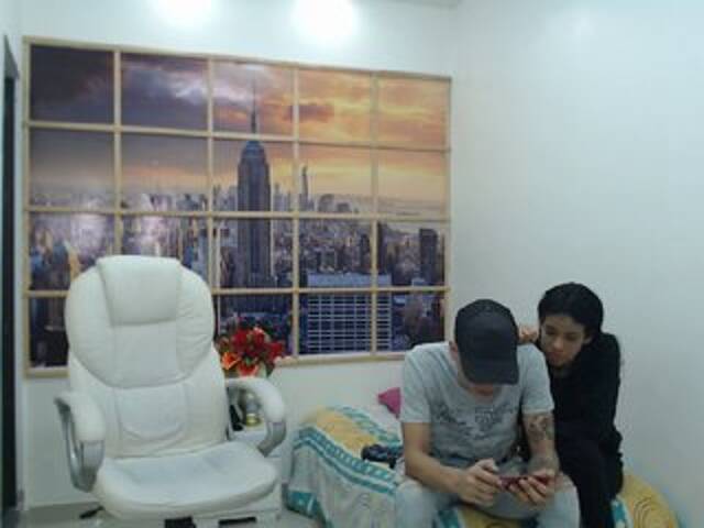 Broadcast screenshots Ehotlatins