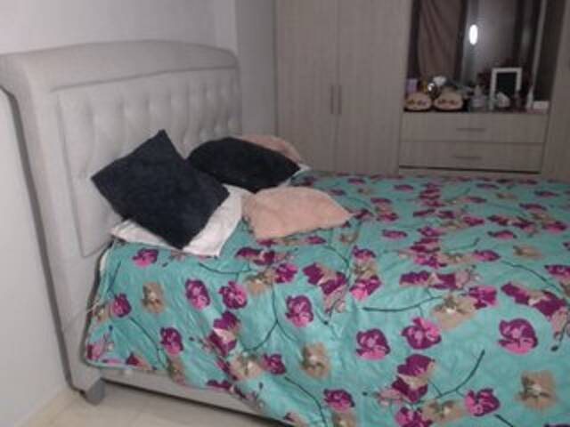 Broadcast screenshots eimycox