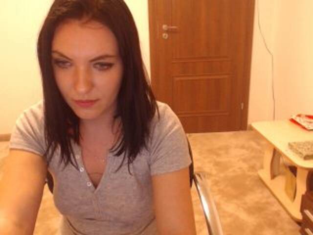 Broadcast screenshots ElaineElectra