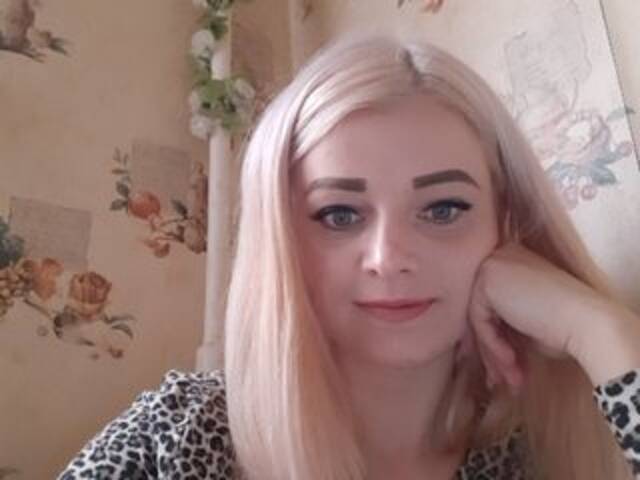 Broadcast screenshots ElegantBlonda