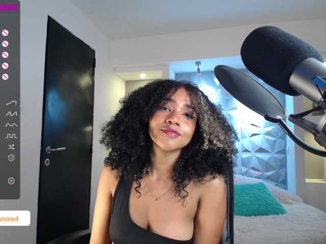 Broadcast screenshots ELENNA-SNOW
