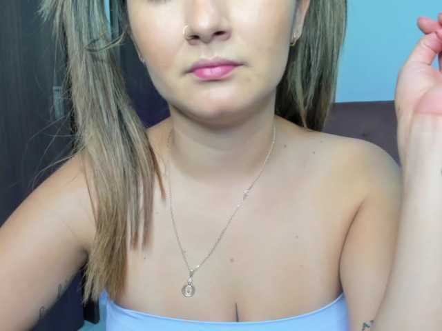 Broadcast screenshots Elisa-evans