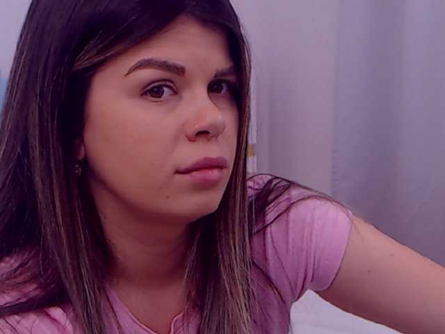 Broadcast screenshots EliseTyler