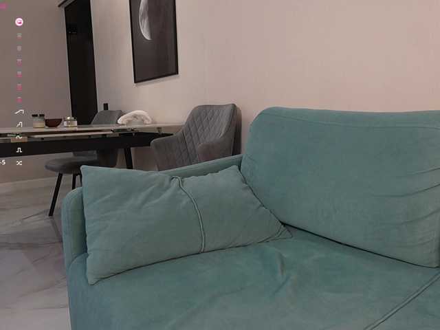 Broadcast screenshots elisonni