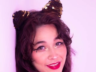 Erotic video chat ElissaMontoya