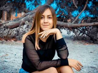 Erotic video chat ElizabethSun