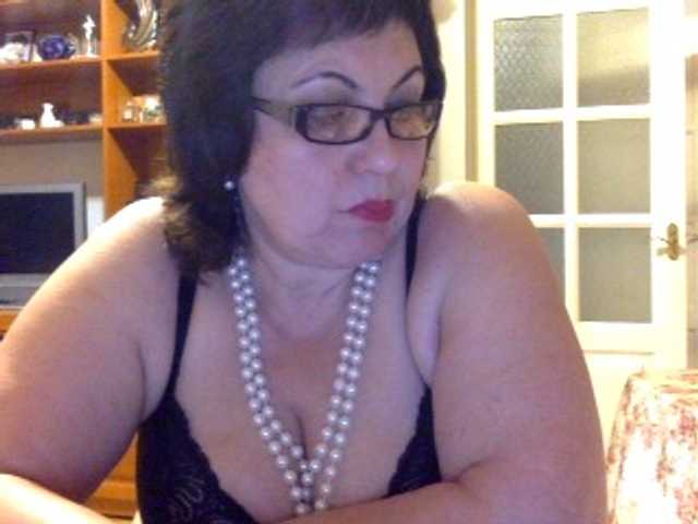 Broadcast screenshots ElizzaBelise