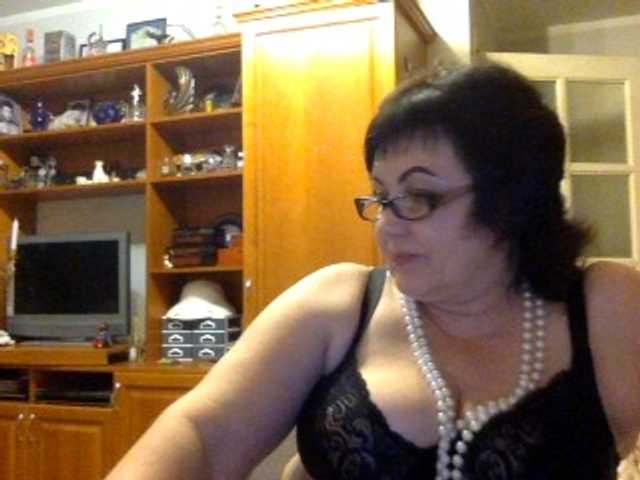 Broadcast screenshots ElizzaBelise