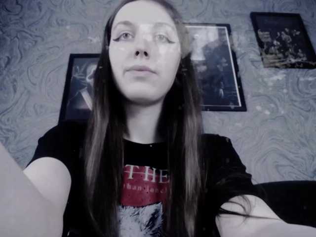 Broadcast screenshots EllaDark