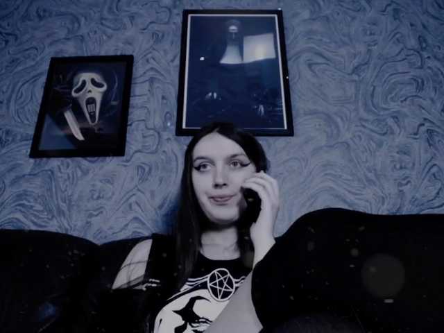 Broadcast screenshots EllaDark