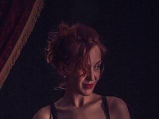 Erotic video chat EllaFitzgeral