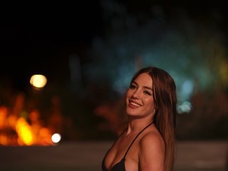 Erotic video chat EllaRayy