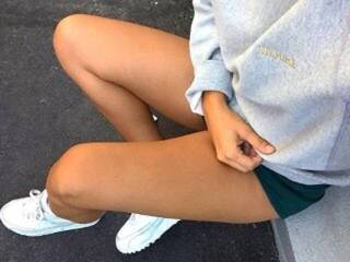 Erotic video chat EllaShinee