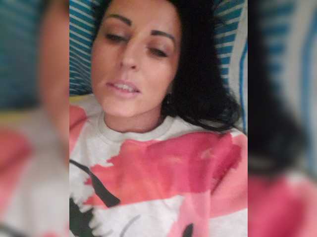 Broadcast screenshots EllaWrights