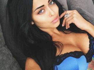 Erotic video chat EllenXMoon