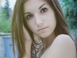 Erotic video chat elliemae