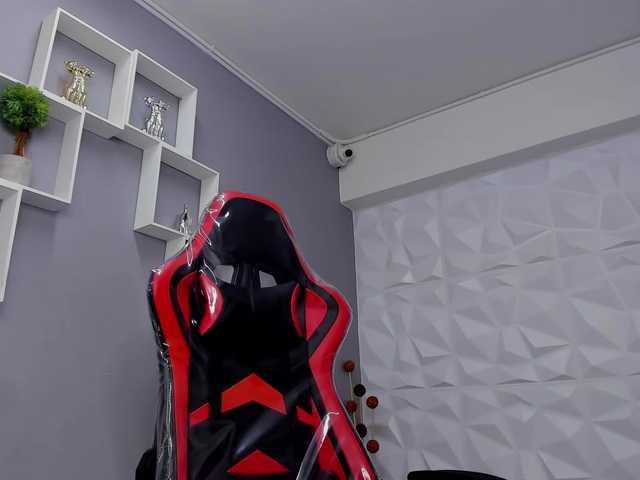 Broadcast screenshots ellysaenz1