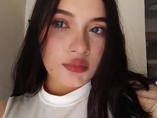 Erotic video chat EloodieCollins