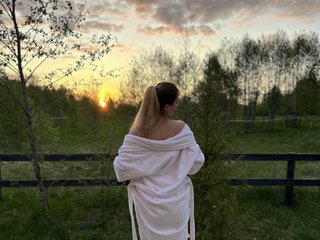 Erotic video chat Emaleena