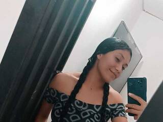 Erotic video chat Emely18a