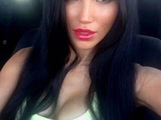 Erotic video chat EmeraldMaria