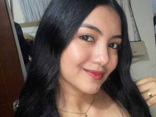 Erotic video chat Emi-latingirl