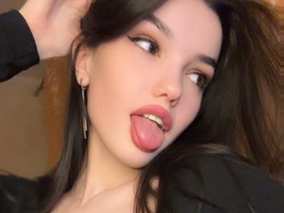 Erotic video chat Emilechka