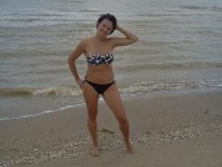 Erotic video chat emilena