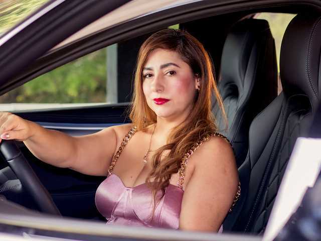 Photo of the profile Emili-Hot