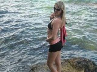 Erotic video chat emili77