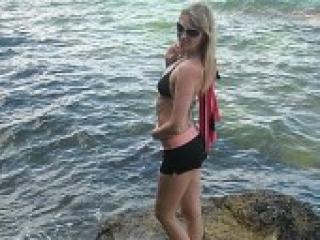 Erotic video chat emili77