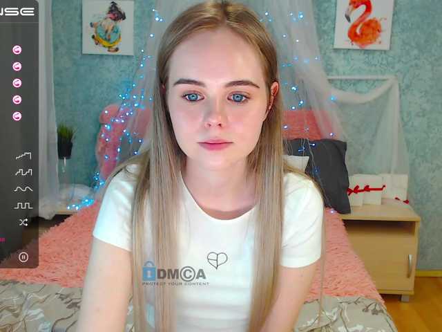 Photos EmiliaAnn My name is Milena to all, I will be glad to talk with you, I really want to get to the top, I will be grateful if you will help me with this ♥ for this you need to often throw into chat for 1-2 tokens ♥