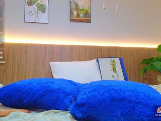 Erotic video chat EmiliBonie